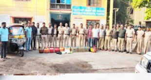 ಅಕ್ರಮವಾಗಿ ಕಳ್ಳಭಟ್ಟಿ ಮಾರಾಟ ಅಡ್ಡೆ ಮೇಲೆ ಗೋಳಗುಮ್ಮಟ ಪೊಲೀಸರ ದಾಳಿ