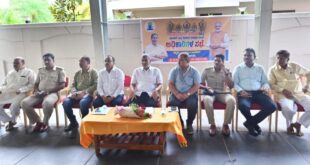 ಜೂನ್ 21 ರಂದು ಅಂತರ್ ರಾಷ್ಟ್ರೀಯ ಯೋಗ ದಿನಾಚರಣೆಯು ಮೂಡಲಗಿ ಪಟ್ಟಣದ ಆರ್ ಡಿ ಎಸ್ ಕಾಲೇಜಿನ ಮೈದಾನದಲ್ಲಿ