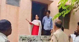 ಕಳ್ಳರನ್ನು ಓಡಿಸಲು ದಿಟ್ಟತನ ಮೆರೆದ ಮಹಿಳೆ ಪೃಥ್ವಿ ಸಮಯ ಪ್ರಜ್ಞೆಯಿಂದ ಜಿರಲೆ ಸ್ಪ್ರೇ ಸಿಂಪಡಿಸಿ ಕಳ್ಳರನ್ನು ಓಡಿಸಿದ ಮಹಿಳೆ…!!!