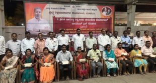 ಮೂಡಲಗಿ ವಲಯದ ಅತಿಥಿ ಶಿಕ್ಷಕರ ವೇತನ ವಿತರಿಸಿದ ಸರ್ವೋತ್ತಮ ಜಾರಕಿಹೊಳಿ*