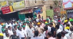 ತಾಳಿಕೋಟಿ ಬಂದ್: ಪ್ರಜಾಸೌಧ ಕಟ್ಟಡ ಸ್ಥಳಾಂತರಕ್ಕೆ ಆಗ್ರಹಿಸಿ ಹೋರಾಟ