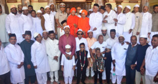 ಪವಿತ್ರ ರಂಜಾನ್ ಹಬ್ಬದಂದು ಭಾವೈಕ್ಯತೆ ಮೆರೆದ ಮುಸ್ಲಿಂ ಬಾಂಧವರು – 3 ಸಾವಿರ ಮಠಕ್ಕೆ ತೆರಳಿ ನಮನ