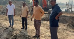 ಲೋಳಸೂರ ಸೇತುವೆ ನಿರ್ಮಾಣ ಕಾಮಗಾರಿ ಪರಿಶೀಲಿಸಿದ ಸಚಿವ ಸತೀಶ್‌ ಜಾರಕಿಹೊಳಿ