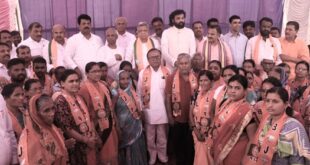 ಕಾಂಗ್ರೆಸ್ ಕಾರ್ಯಕರ್ತರು ಬಿಜೆಪಿ ಸೇರ್ಪಡೆ: ಚರಂತಿಮಠ ಗೆಲುವಿಗೆ ಪೂರಕ ವಾತಾವರಣ