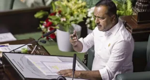 ಸ್ಪೀಕರ್ ಸಿಟ್ಟಿಗೆ​​ ಮೂವರು ಅಧಿಕಾರಿಗಳ ತಲೆದಂಡ